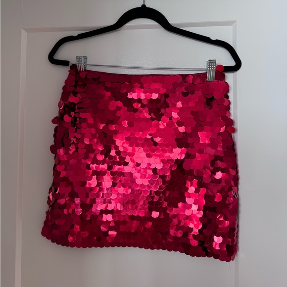 Red Sequin Short Skirt - Picture 2 of 3